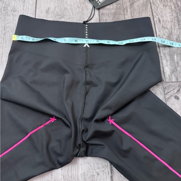 Savage x Fenty Hotline High Waist Leggings Black Caviar Pink Medium NEW NWT - Picture 8 of 10